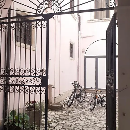 Camera The Barons Ferienhaus Sulmona